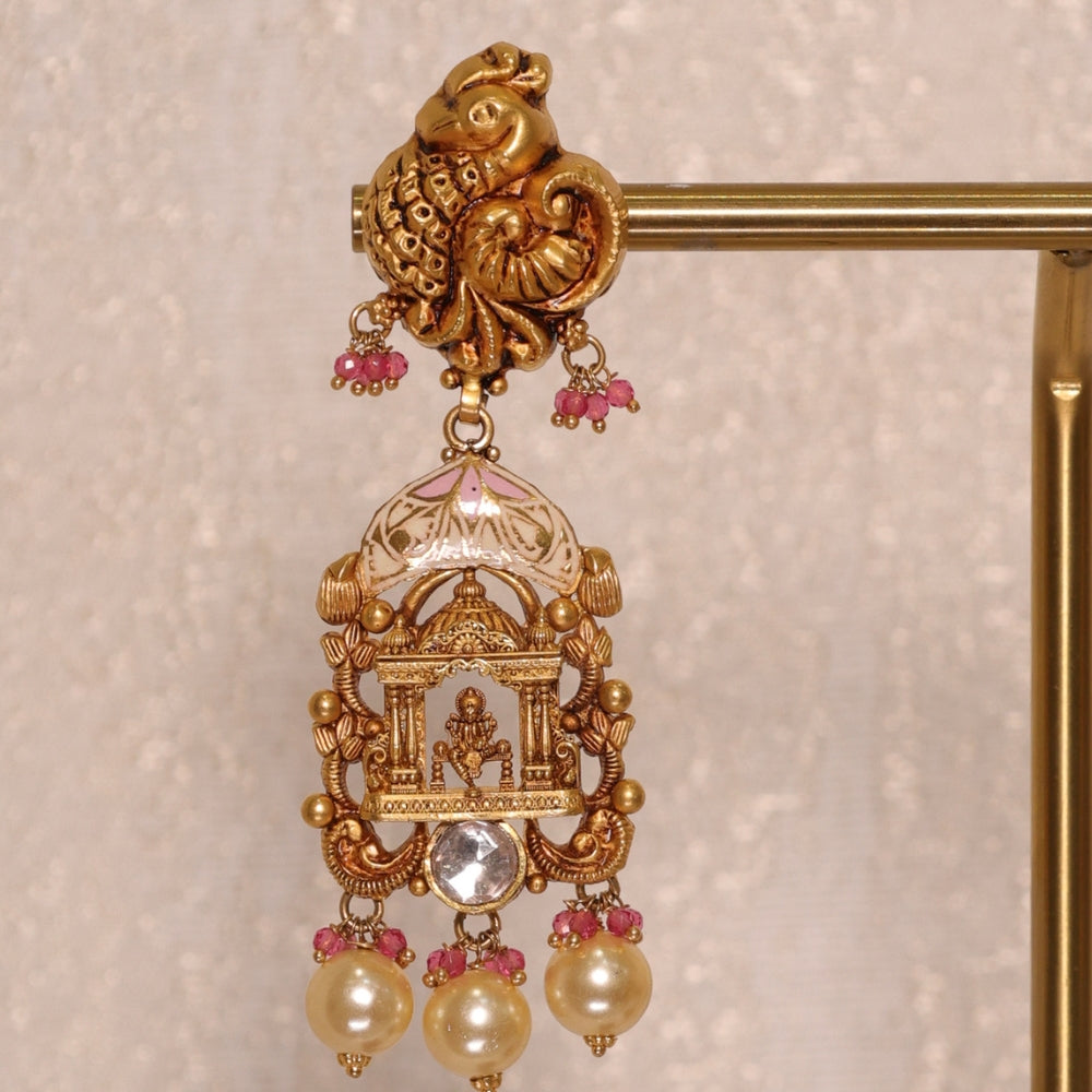 Classic Gold Layered Pearl Necklace Set