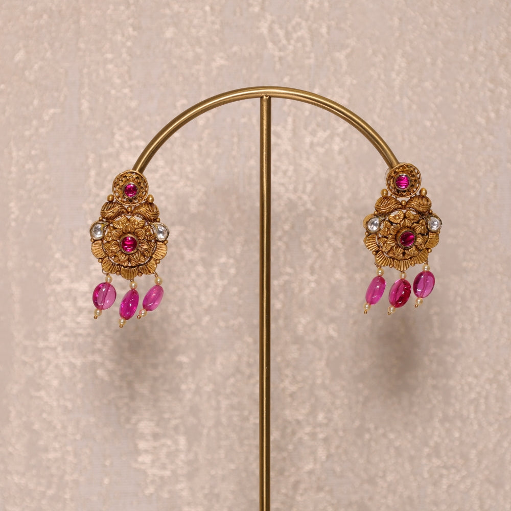 Luxurious Pure Gold Layered Necklace Set