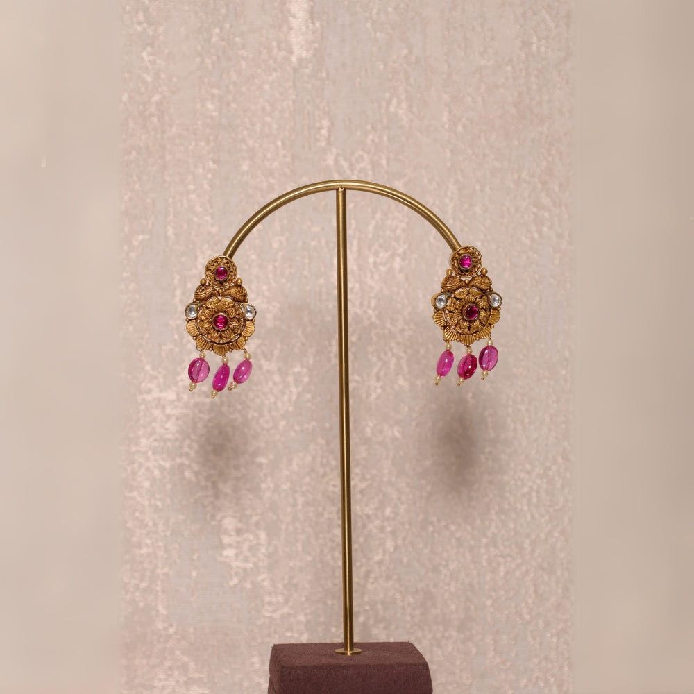 Luxurious Pure Gold Layered Necklace Set