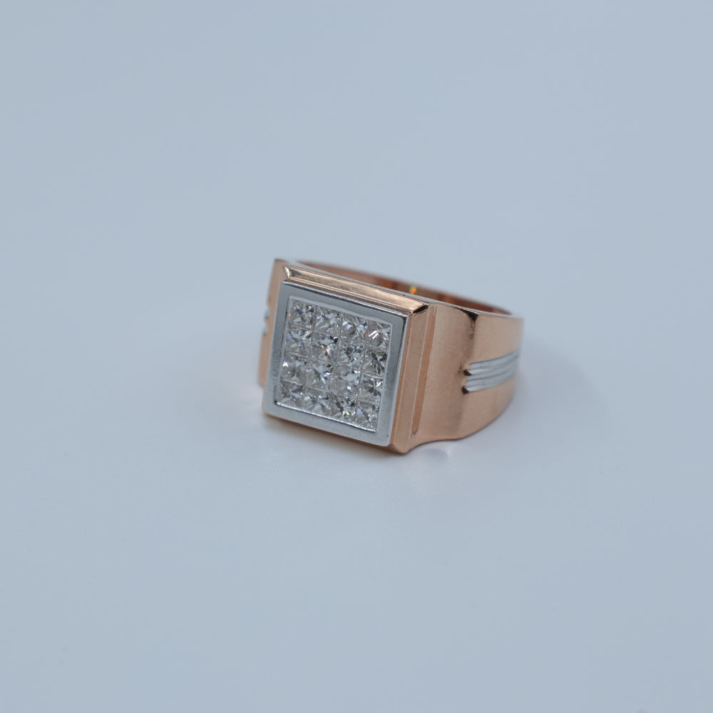 Luxurious Two-Tone Diamond Ring