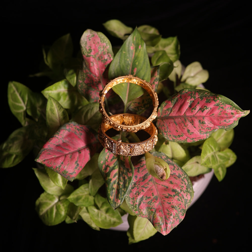 Antique Gold Bangle Set