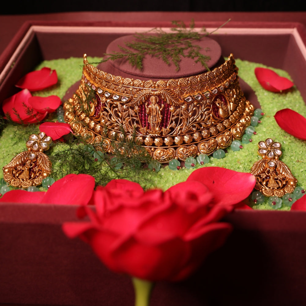 Traditional Goddess Necklace Set