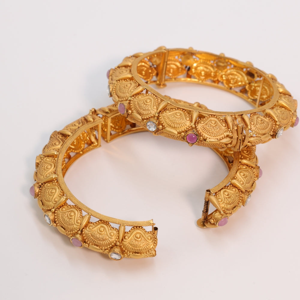 Traditional Gold Bangle Set