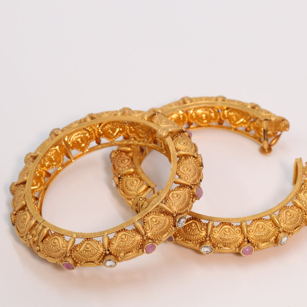 Traditional Gold Bangle Set