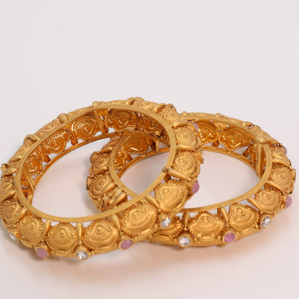 Traditional Gold Bangle Set