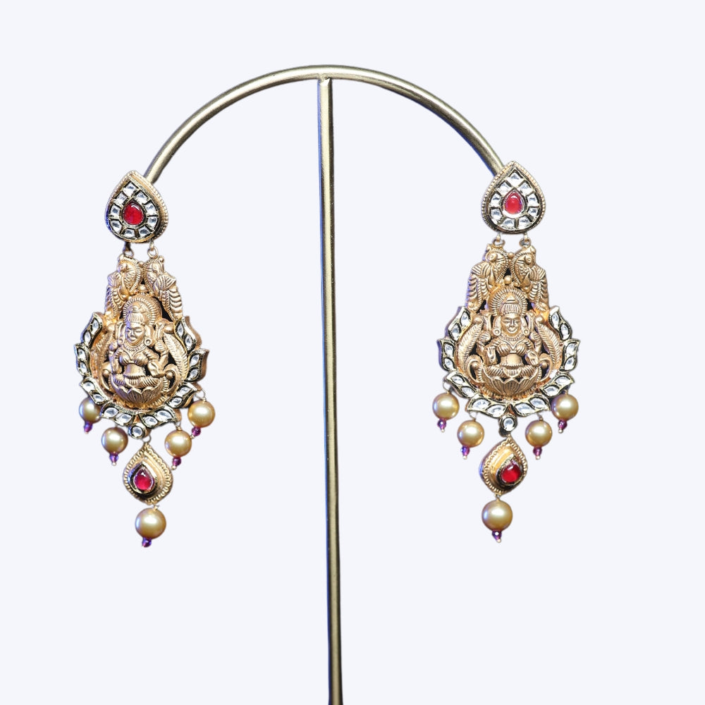 Antique Gold Choker Necklace