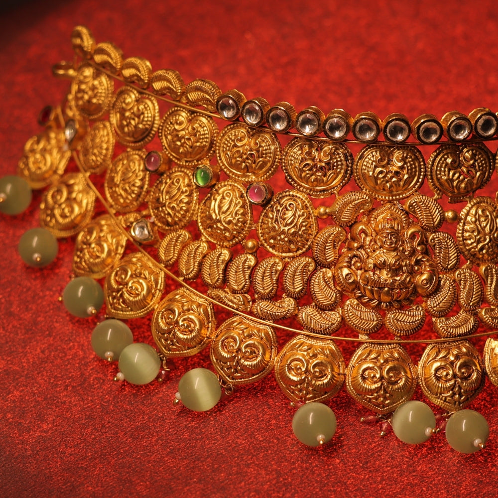 Royal Gold Choker Necklace with Green Gemstone Drops