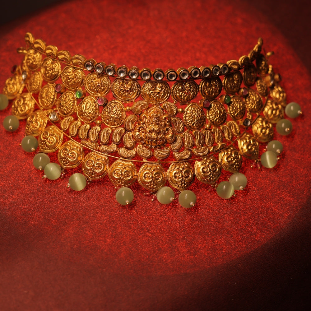 Royal Gold Choker Necklace with Green Gemstone Drops